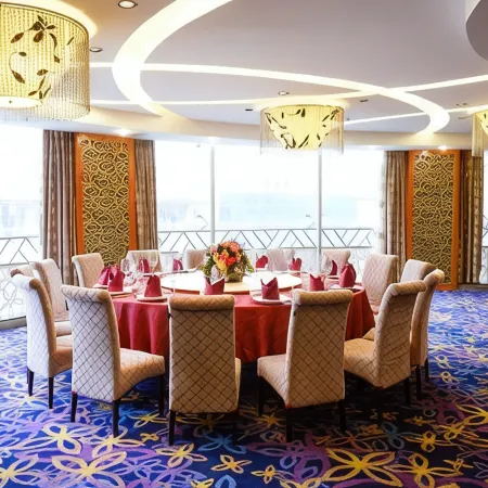 Shi Long Hotel