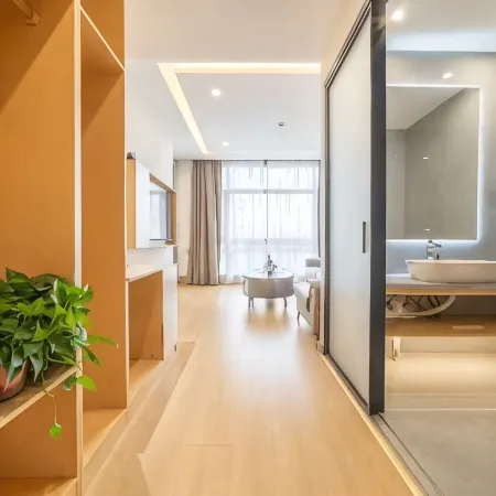 Weisheng Hotel