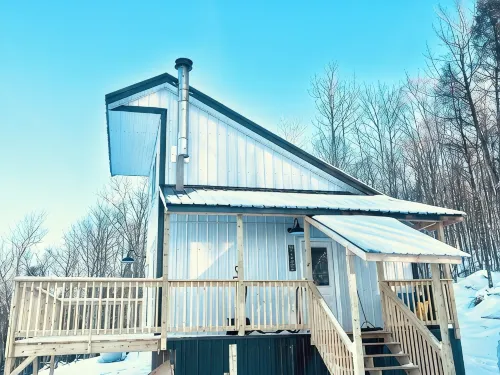 鷹眼肯特堡步道上寧靜小屋，可眺望聖約翰河