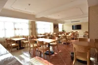 Vienna Hotel (Shou County Jingrun Central City) - فطور