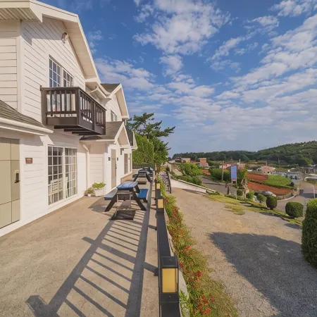 Namhae Olive Pension