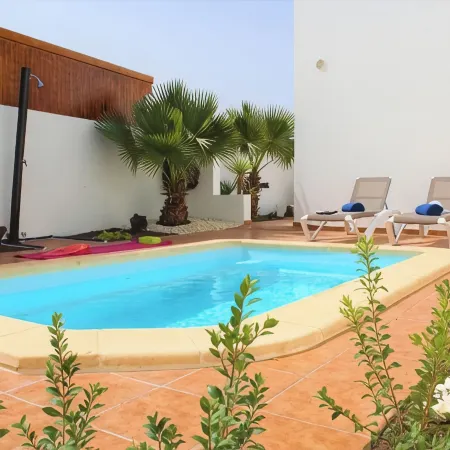 Privilege Bay- Villa Eesha-sea view and natural park view. Beach front location.