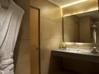 Click Hotel, Junagadh Ξενοδοχεία στην πόλη Junagadh