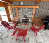 Purcell Woods Chalet – Sleeps 12 - Chalets