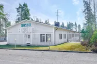 Forenom Hostel Vantaa Aviapolis Hoteles en 