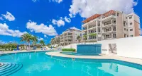 Azure Heaven, Breathtaking Views, Pool, Gym - Swimmingpools