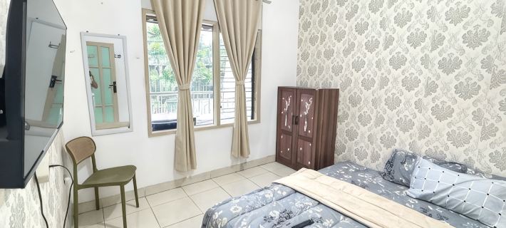 Green Surabaya Homey Syariah Hotels in Gubeng