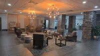 FairBridge Inn And Suites Will Rogers Airport | Restaurant & Bar - bar