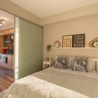 Stunning Skyline View Condo, Steps to CN Tower Hotels near The Grange