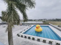 Kaiping Xiyu Holiday Homestay (Chikan) - Pools
