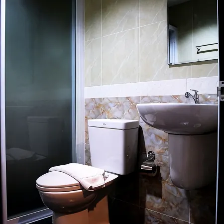 Metro Hotel & Spa