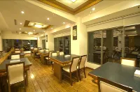 Chun Jing Hillview Villa - parking