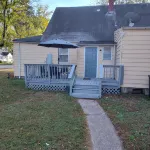 Cozy 5-bdrm hm, Loaded Kitchen, w/ Patio Deck & Grill, WiFi in pleasant Norfolk