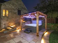 Woodland Lodge - 5-Star