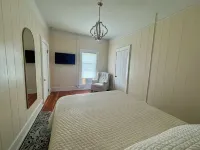 The Main Street Retreat