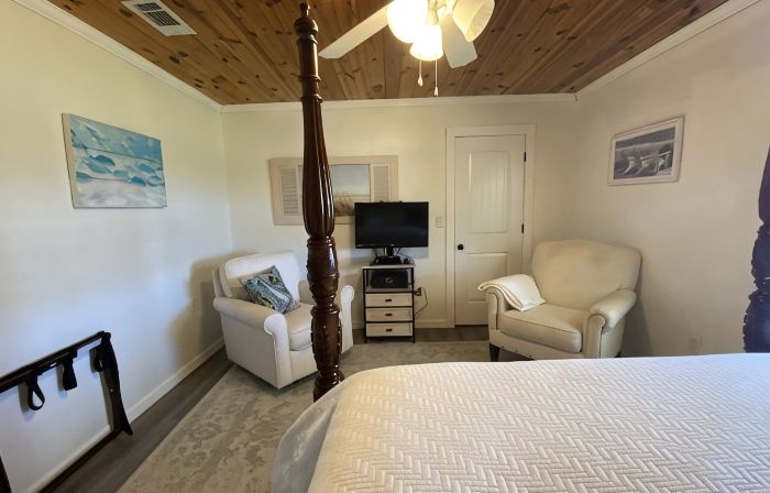 Cozy Cottage near the lake (Big Lake, LA)