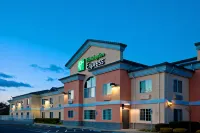 Holiday Inn Express & Suites JACKSON by IHG - 3-stjärniga