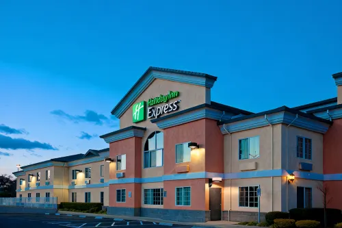 Holiday Inn Express & Suites JACKSON by IHG