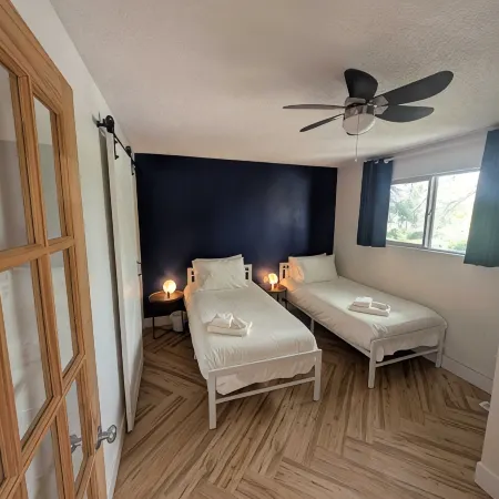 A Little R & R- private sauna & hot tub