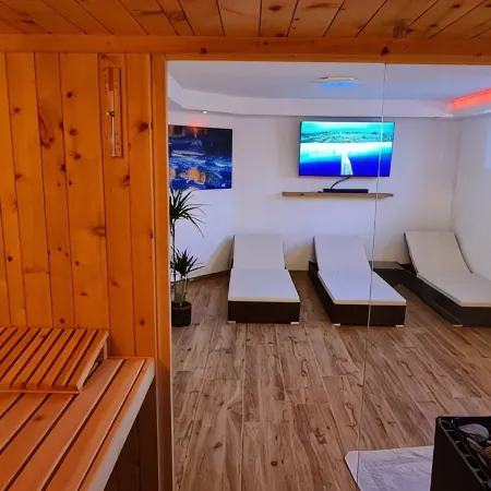 Apartment Hipp No. 9 - 74m² new building on the 1st floor with balcony and mountain view
