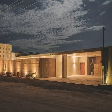 Casa Kukuti
