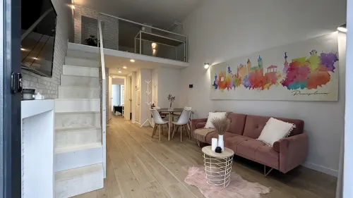 Hola Pamplona! Tranquilo y Luminoso Loft a 15 Minutos del Centro de Pamplona - Condos