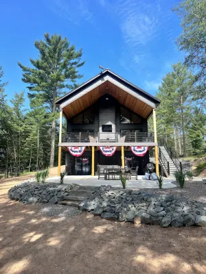 Luxury northwoods lakeside getaway perfect for groups