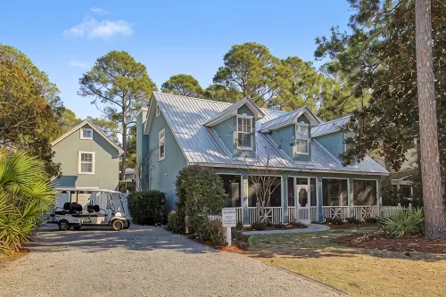 Private 5-bedroom house with private screened in pool and beach access - Beach
