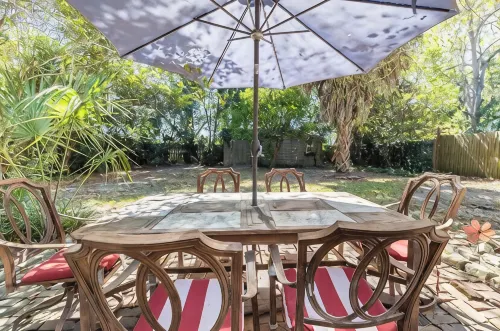 Classic/Modern Downtown Home In Valdosta - 4-Star