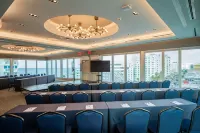 TRYP by Wyndham Isla Verde