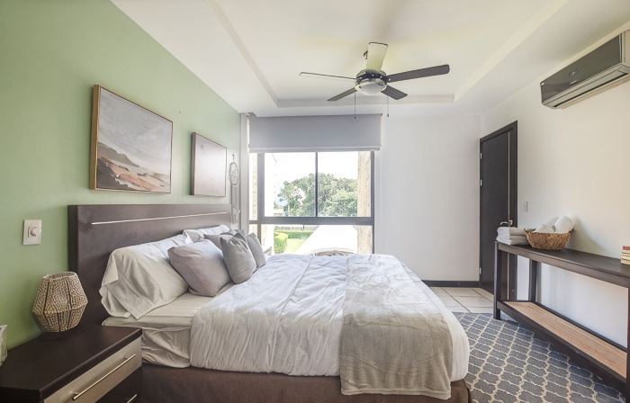 Modern apartment, swimming pool, Gym, Air condition, balcony with nice view