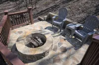 4 Bedroom, 3 Bath Cabin in Coosawattee River Resort w/hot tub, fire pit, &  WiFi - 샬레 호텔