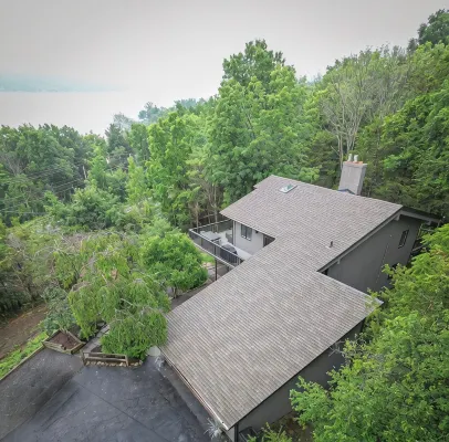 Enjoy Cabin Vibes & Lake Views, Close to Town, Lake & Flx Activities; EV Charger