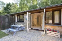 Woodland Retreat - Summer School Holiday Dates Still Available. - Pools