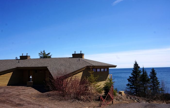 Private End Condo on Superior w/ Panoramic Views!  Fireplace & Private Sauna!