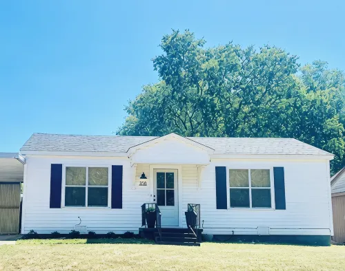 Charming 2-bedroom house in Ardmore with AC, WiFi. Enjoy your stay