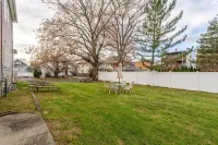 Charming &Spacious 3BD, 1BA, Fam-Friendly-Yard&Porch