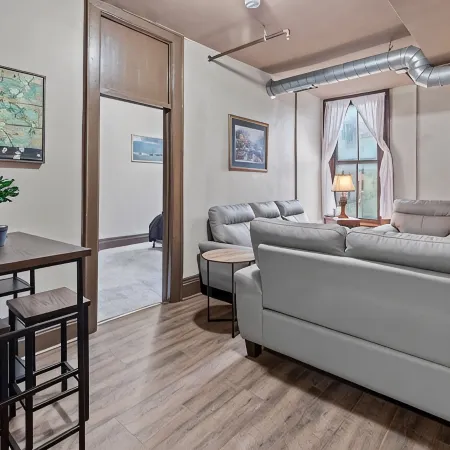 Perfect Blend of Convenience & Comfort in the heart of Syracuse NY