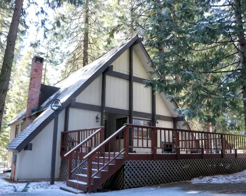 Secluded Cabin at Shaver Lake – Quiet, Private & Family Friendly Hotels in Shaver Lake