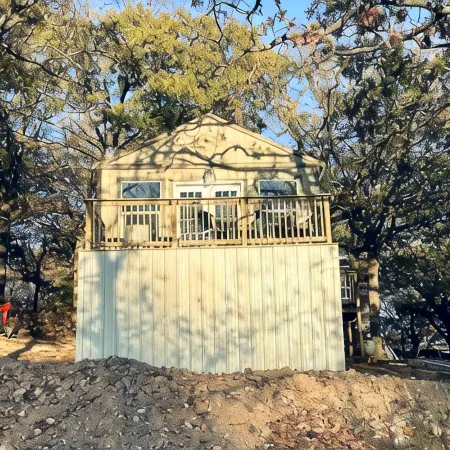 Lake Front Cabin just steps away from the water (Fox Cabin)