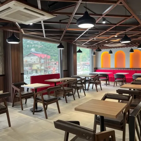 Click Hotel Bhuntar, Kullu Manali -Bhuntar Airport