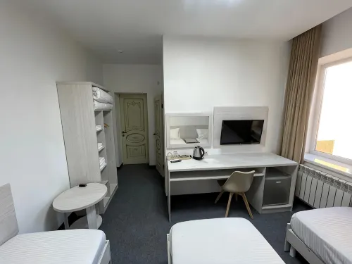 Tsentr Hotel - 2-Star