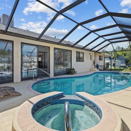 Dont Miss This Waterfront Deep Canal.Gulf Access.Pool Home! Pool Table.Sleeps8.