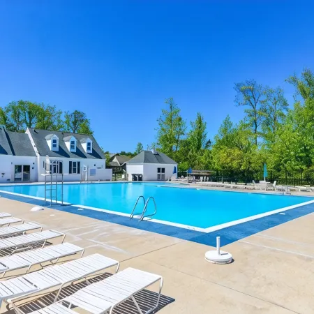 Beautiful Pines Home - Great for Large Families & Close to All Area Attractions!