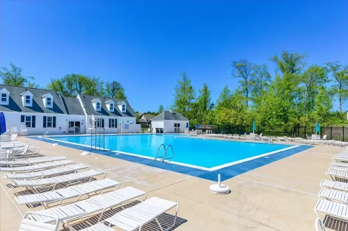 Beautiful Pines Home - Great for Large Families & Close to All Area Attractions!