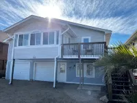 Pearl of the Sea - Waterfront Both Sides of Home .... BRING YOUR BOAT! - 4-Star