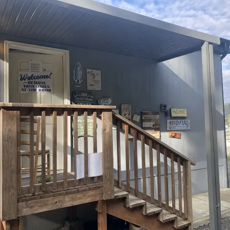 🛟🎣😎Harbor Lite 2BdrmDreamHouse +Loft! AT the PORT. Peeks of Harbor,River,Ocean!