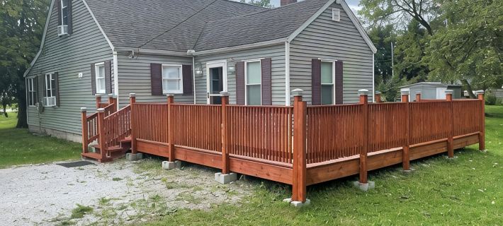 5 bedroom, 3 bath, beautiful hickory kitchen, large living space, sleeps 14 Hotels in St. Clair County