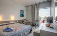Golden Coast Hotel & Bungalows - All Inclusive