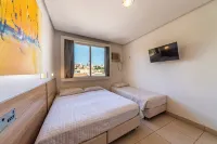 Minuano Hotel Home próximo ao Aeroporto - 2 ดาว